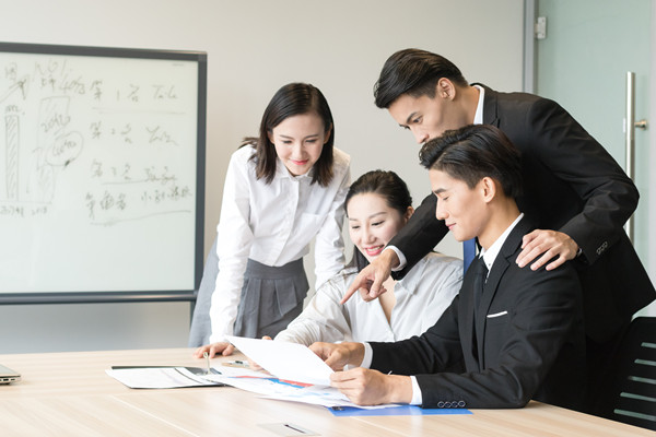 人才梯隊(duì)建設(shè)：培養(yǎng)儲備，確保企業(yè)持續(xù)發(fā)展